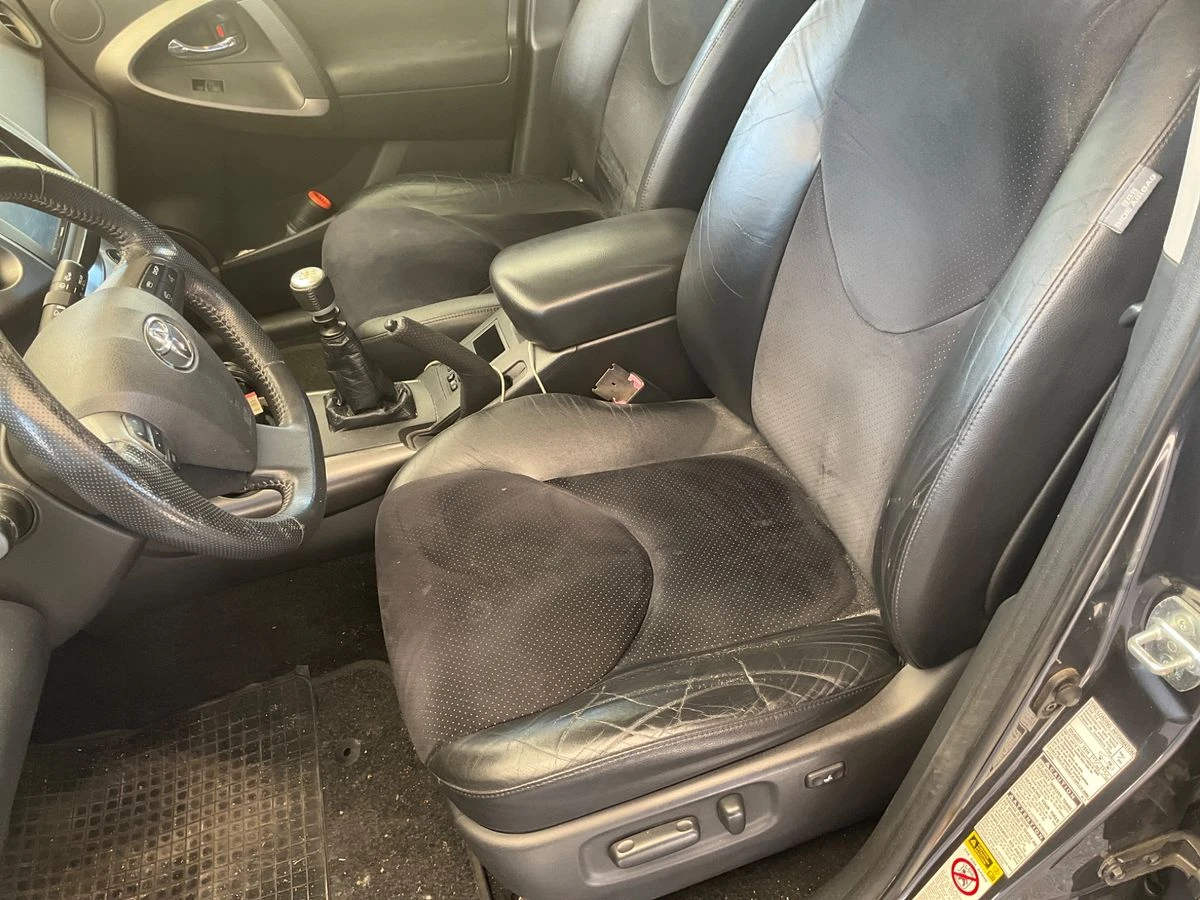 Toyota Rav4 4x4| CROSSOVER| КАМЕРА| FACE , снимка 11 - Автомобили и джипове - 54952707