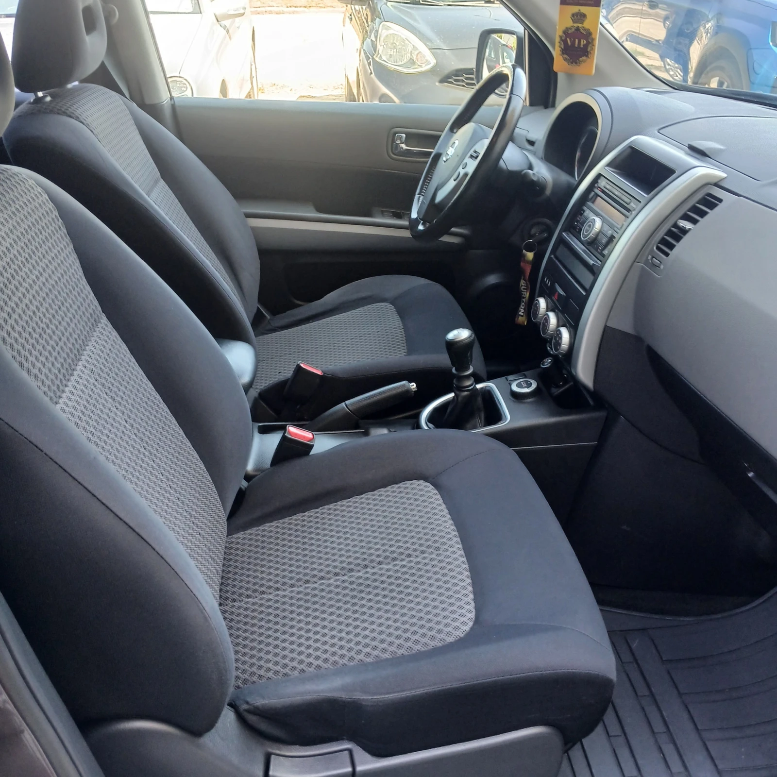 Nissan X-trail 6 СКОРОСТИ 4х4 , снимка 12 - Автомобили и джипове - 55722654