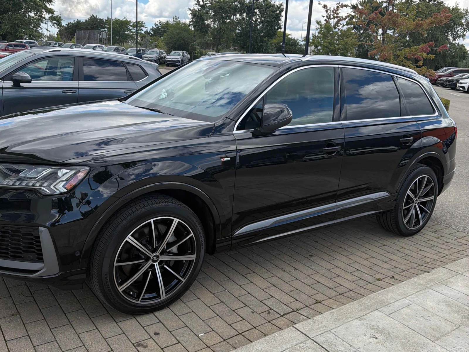 Audi Q7 * Progressiv * CARFAX * ОПЦИЯ ЗА ФИНАНСИРАНЕ, снимка 2 - Автомобили и джипове - 56093655