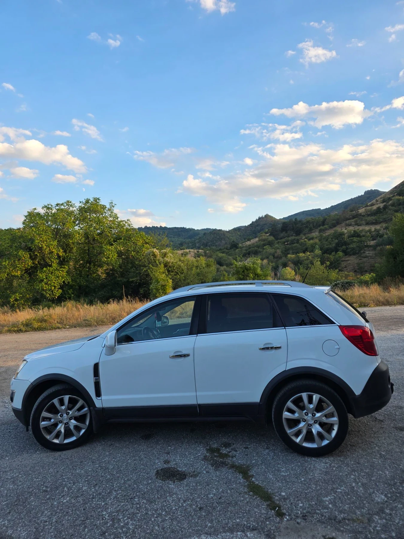 Opel Antara, снимка 5 - Автомобили и джипове - 56179893