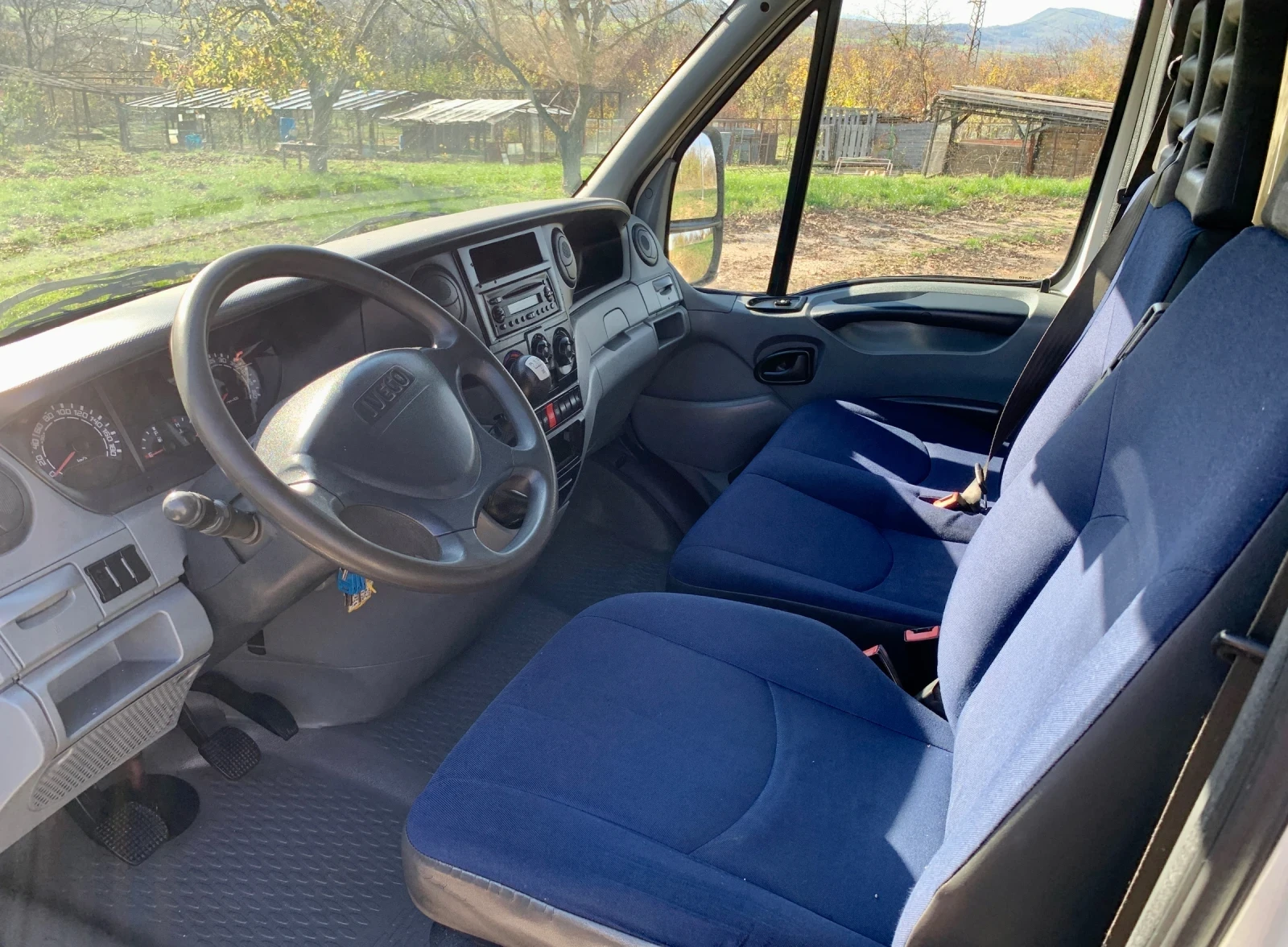 Iveco Daily 40c18-3.0-4.50м. Дължина-6бр. НОВИ ГУМИ-до 3.5тона, снимка 12 - Бусове и автобуси - 53763463