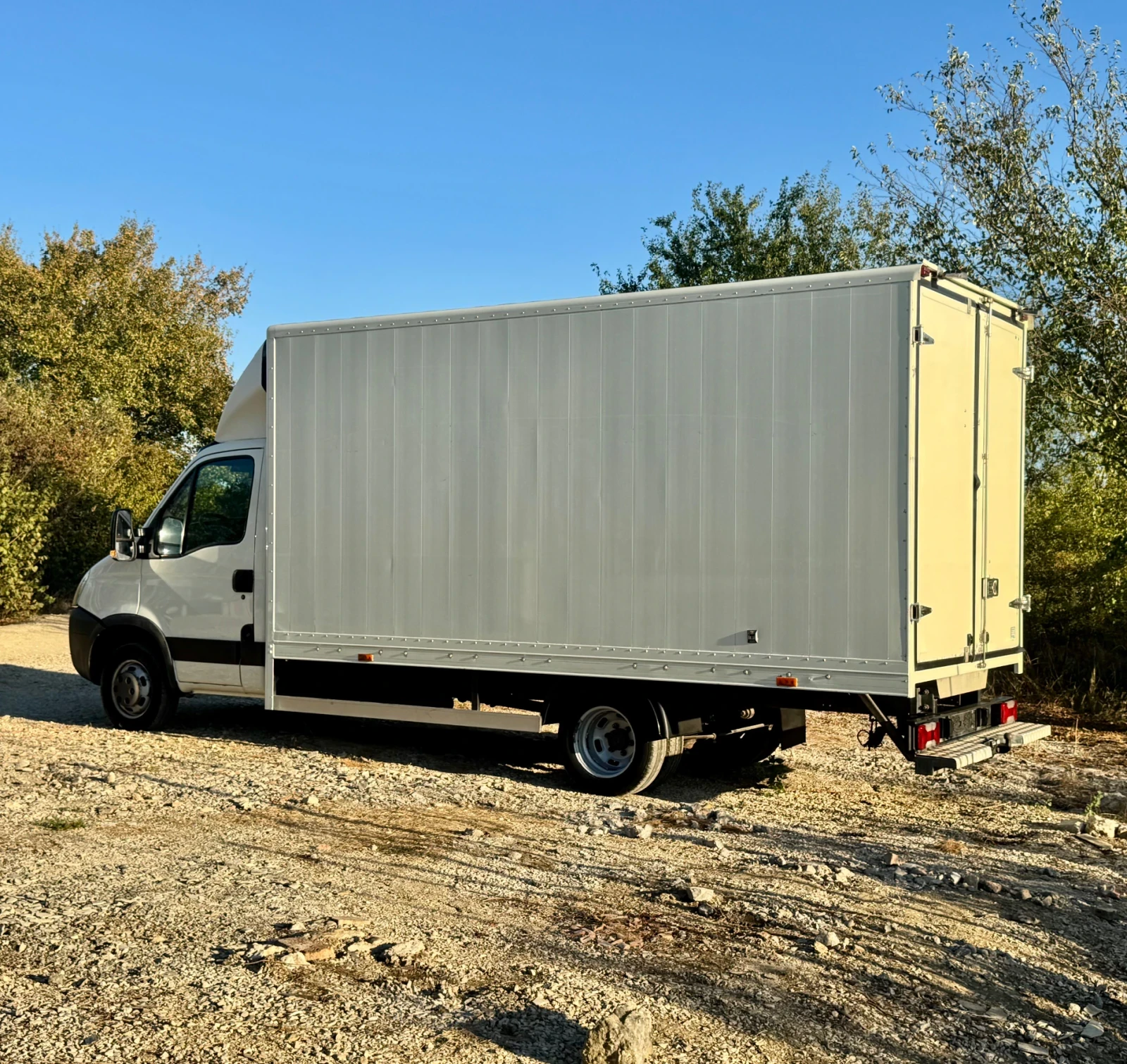 Iveco 50�18 40C18 3.0 / 180 �.�. / 4.60 ������ / �� 3.5 ���� | Mobile.bg � ����������� 4