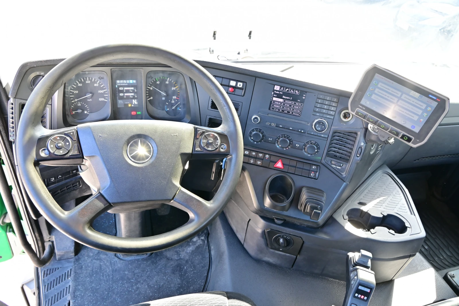 Mercedes-Benz Arocs 3248, снимка 13 - Камиони - 56173448