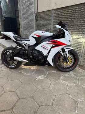 Honda Cbr 1000RR, снимка 4