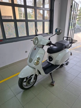 Moto Morini 125 Скутер, снимка 9