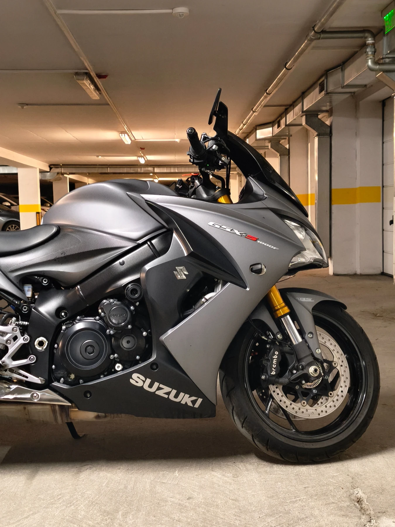 Suzuki Gsx 1000 F, TCS ABS, снимка 6 - Мотоциклети и мототехника - 54782219
