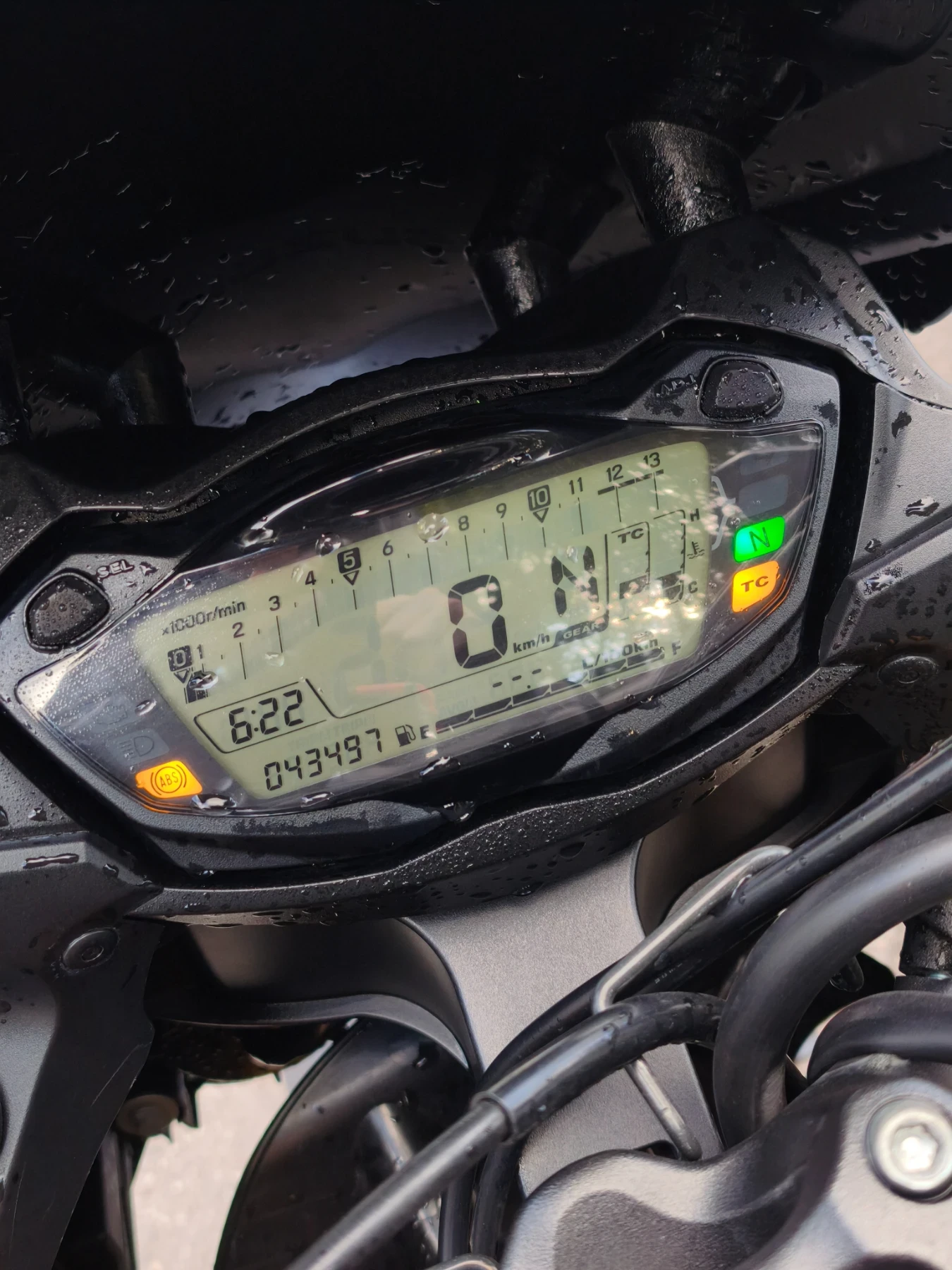 Suzuki Gsx 1000 F, TCS ABS, снимка 9 - Мотоциклети и мототехника - 54782219