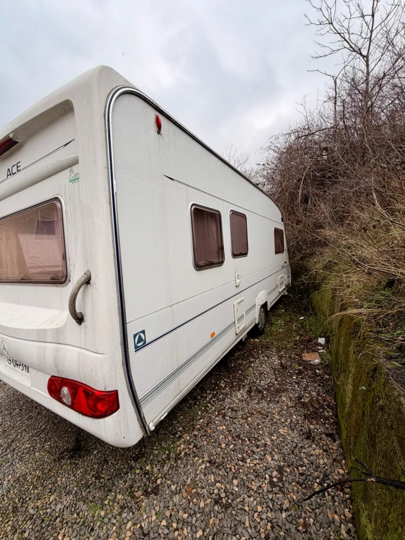 Каравана Award Ace Nightstar, снимка 2 - Каравани и кемпери - 53247497