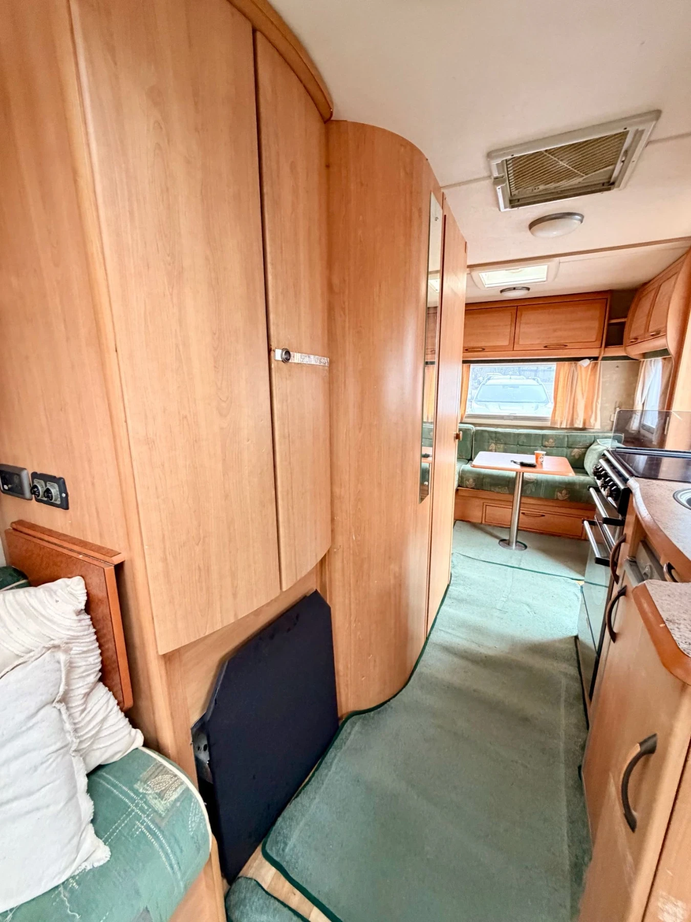 �������� Award Ace Nightstar | Mobile.bg � ����������� 12