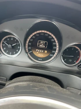 Mercedes-Benz E 220, снимка 10