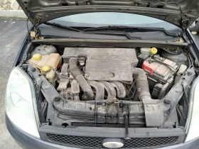 Ford Fiesta, снимка 13 - Автомобили и джипове - 44792712