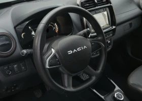 Dacia Spring EXTREME 65 12.2023г - 12200 € / 23861.13 лв. - 43058071 6