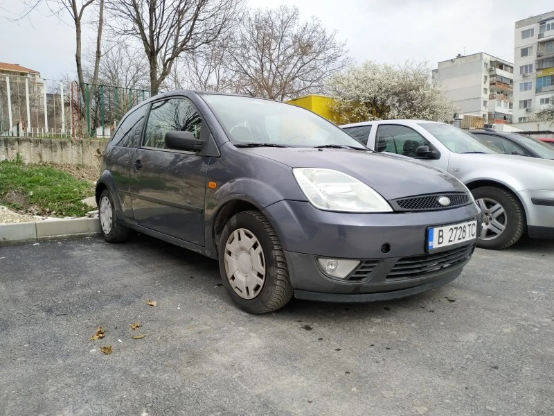 Ford Fiesta, снимка 1 - Автомобили и джипове - 47307278