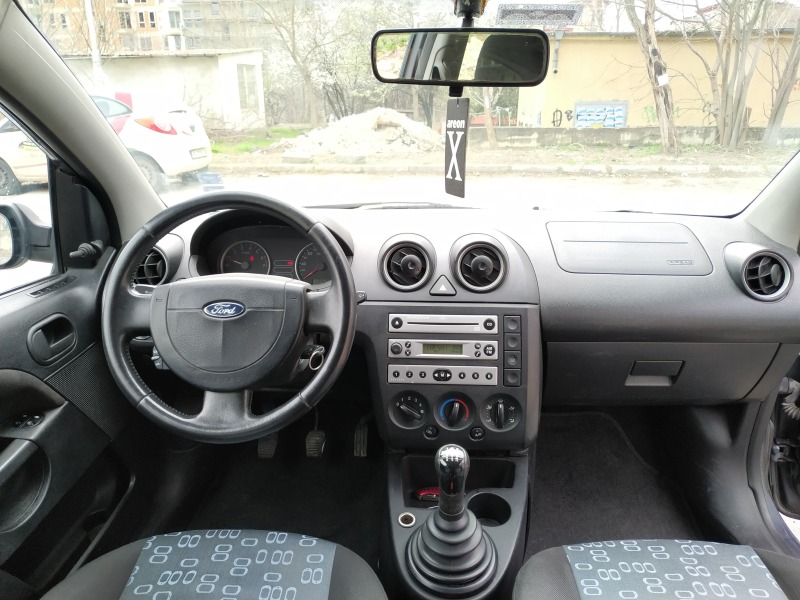 Ford Fiesta, снимка 12 - Автомобили и джипове - 44792712