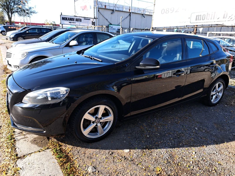 Volvo V40 2.0-150к.с, снимка 1 - Автомобили и джипове - 47624096