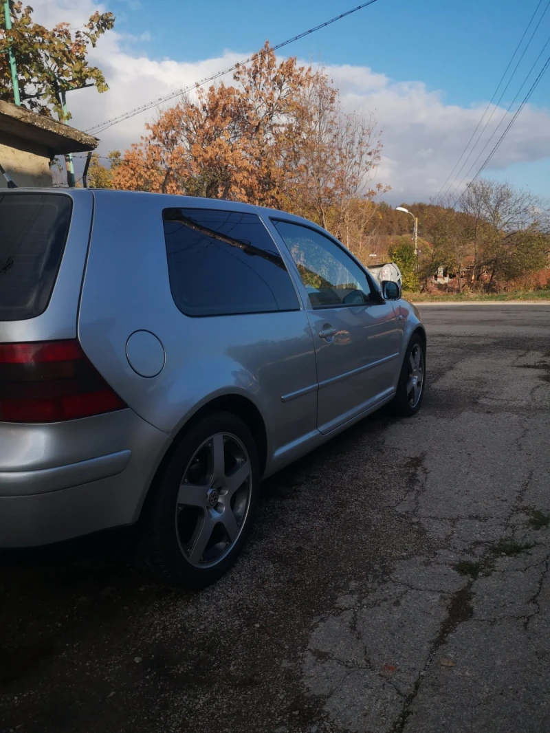 VW Golf Голф 4, снимка 4 - Автомобили и джипове - 48084879