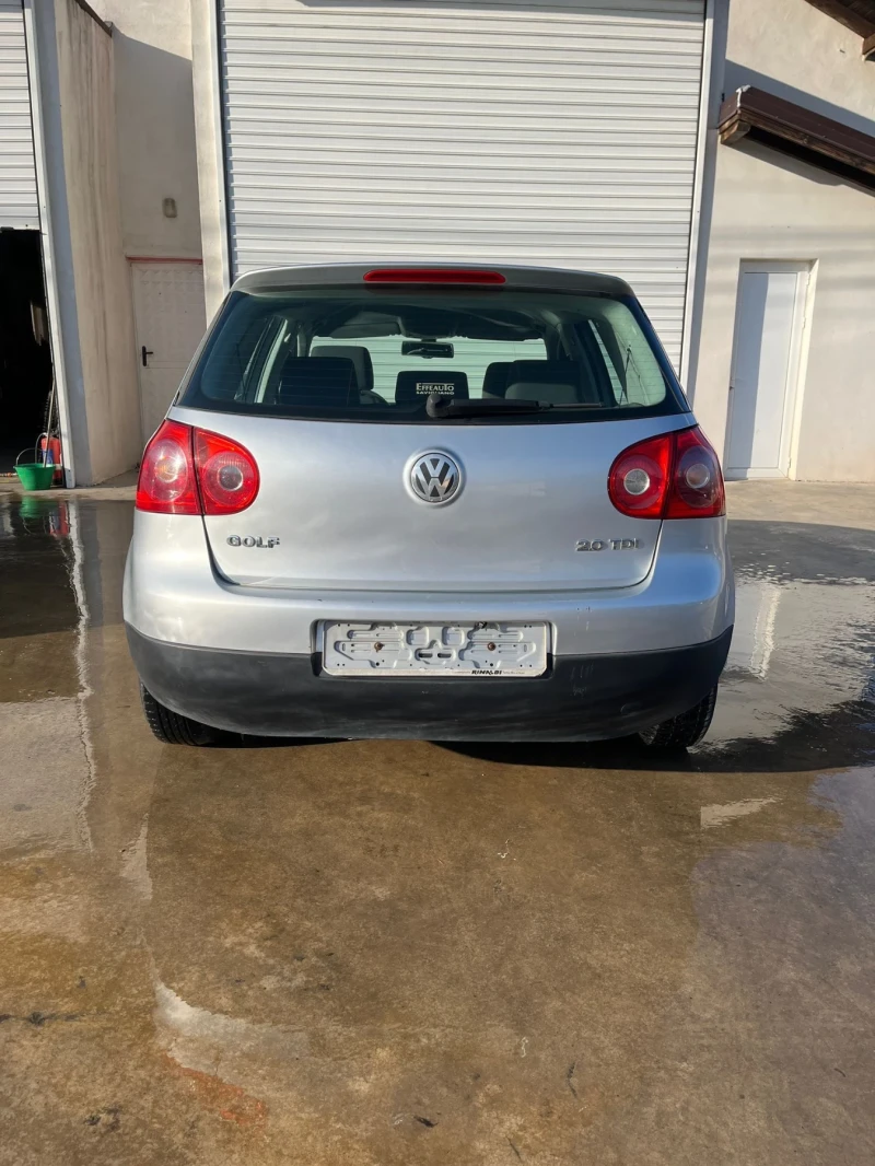 VW Golf 2.0 TDI, снимка 2 - Автомобили и джипове - 48087466