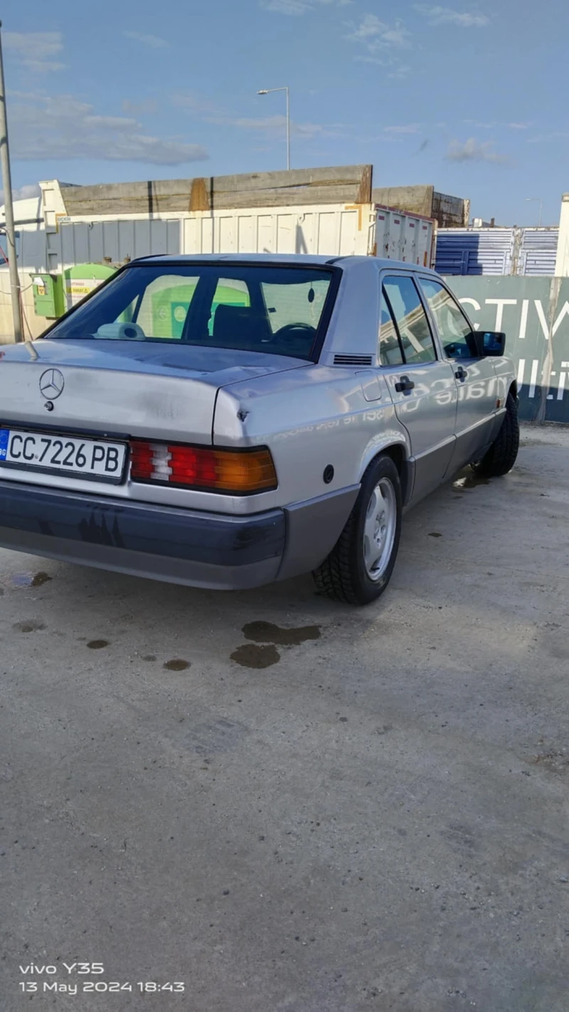 Mercedes-Benz 190, снимка 5 - Автомобили и джипове - 48907699