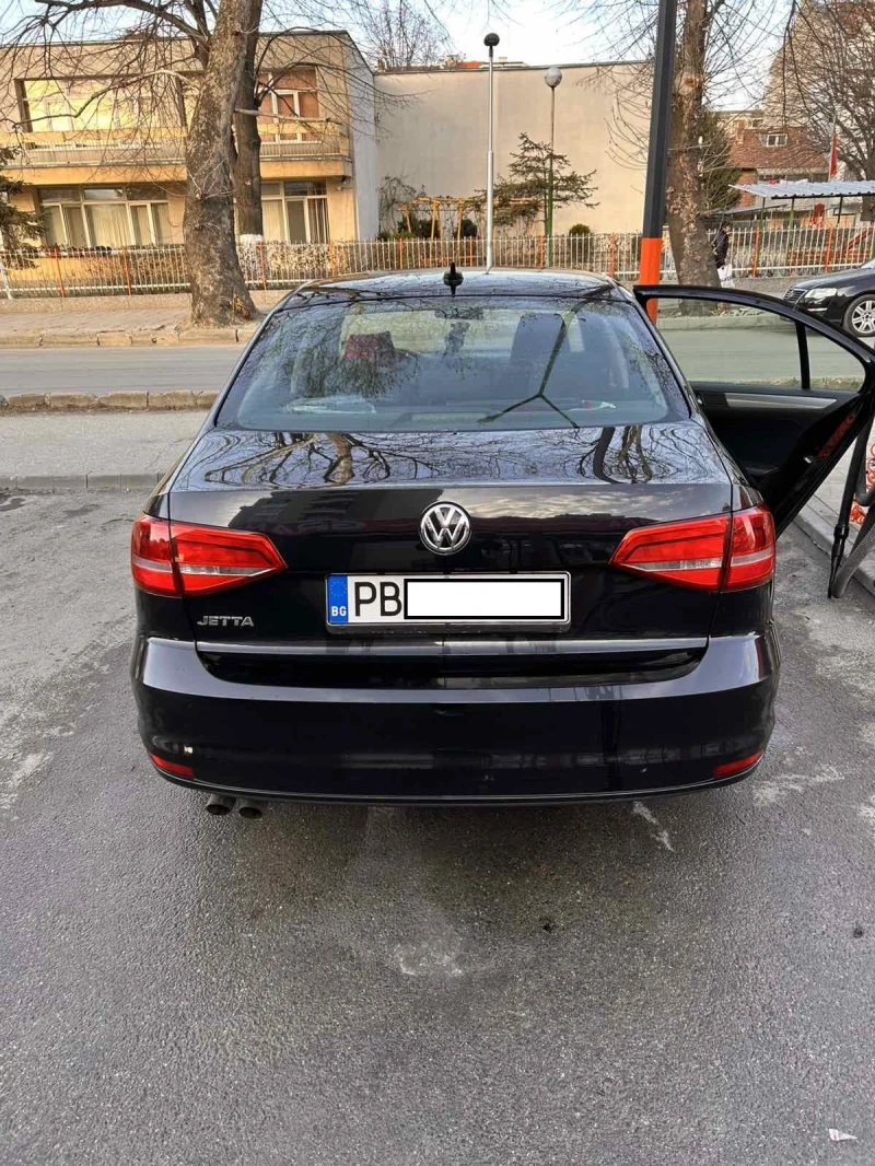 VW Jetta, снимка 4 - Автомобили и джипове - 49507749