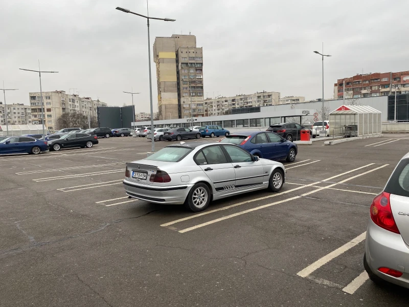 BMW 320, снимка 1 - Автомобили и джипове - 49156854