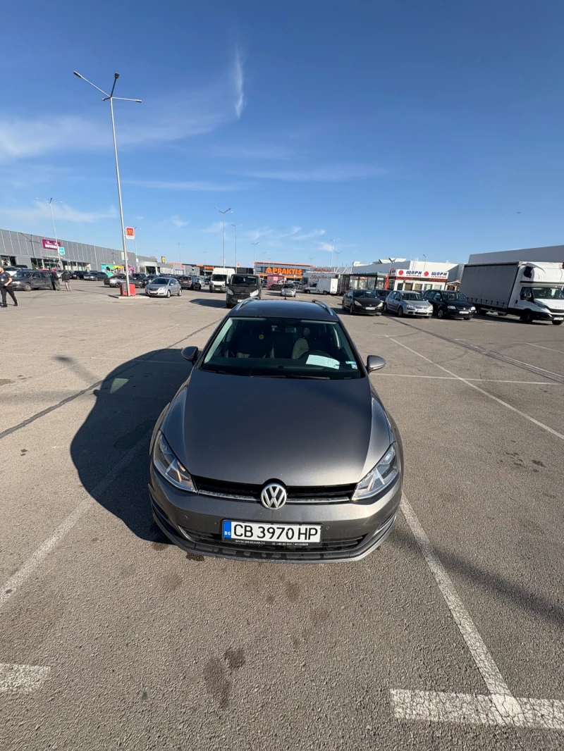 VW Golf, снимка 1 - Автомобили и джипове - 49253605