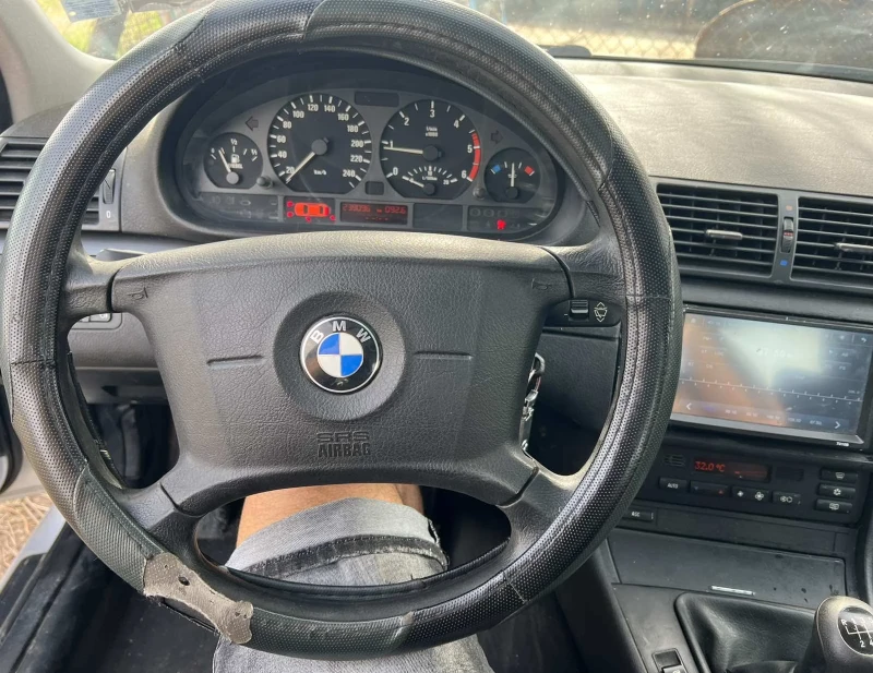 BMW 320 320d + , снимка 7 - Автомобили и джипове - 49596940