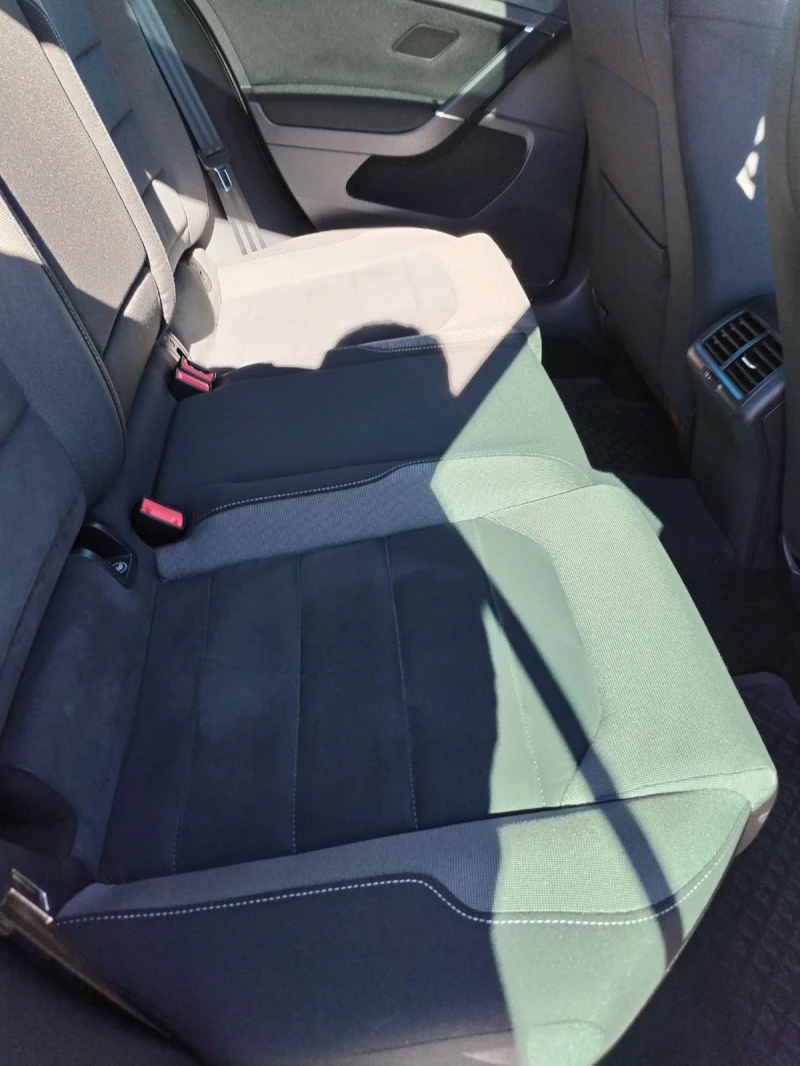 VW Golf Природен газ, снимка 7 - Автомобили и джипове - 52563157