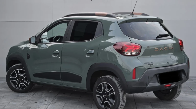 Dacia Spring EXTREME 65 12.2023г, снимка 4 - Автомобили и джипове - 53043877
