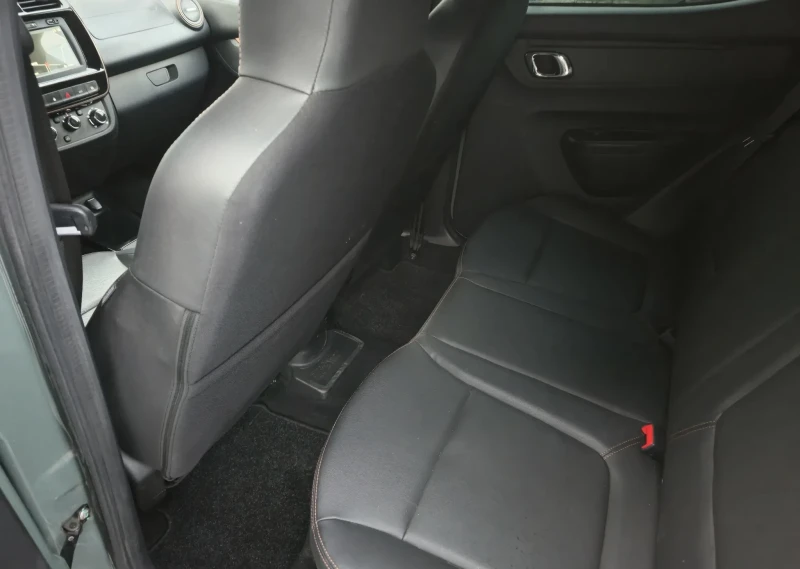 Dacia Spring EXTREME 65 12.2023г, снимка 8 - Автомобили и джипове - 53043877