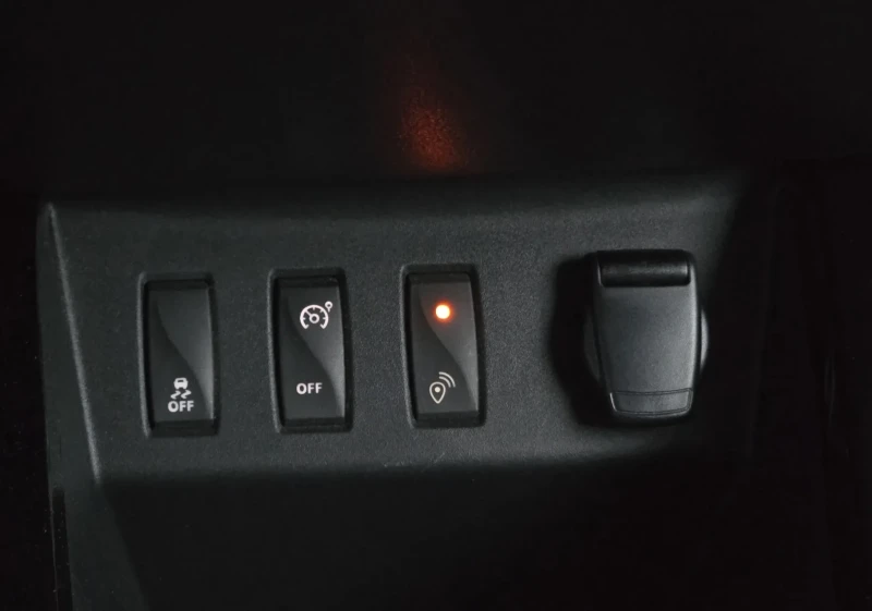 Dacia Spring EXTREME 65 12.2023г, снимка 11 - Автомобили и джипове - 53043877