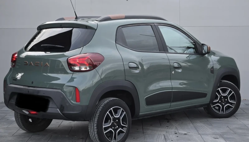Dacia Spring EXTREME 65 12.2023г, снимка 3 - Автомобили и джипове - 53043877