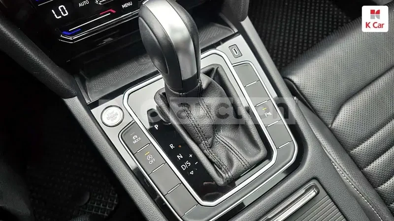VW Passat, снимка 7 - Автомобили и джипове - 55771651