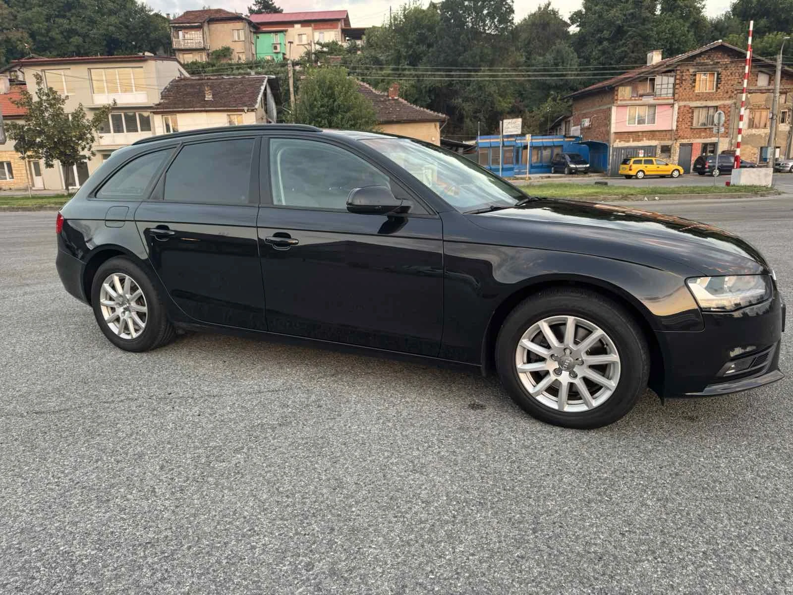 Audi A4 2.0 tdi Quatrro s tronic  - изображение 8