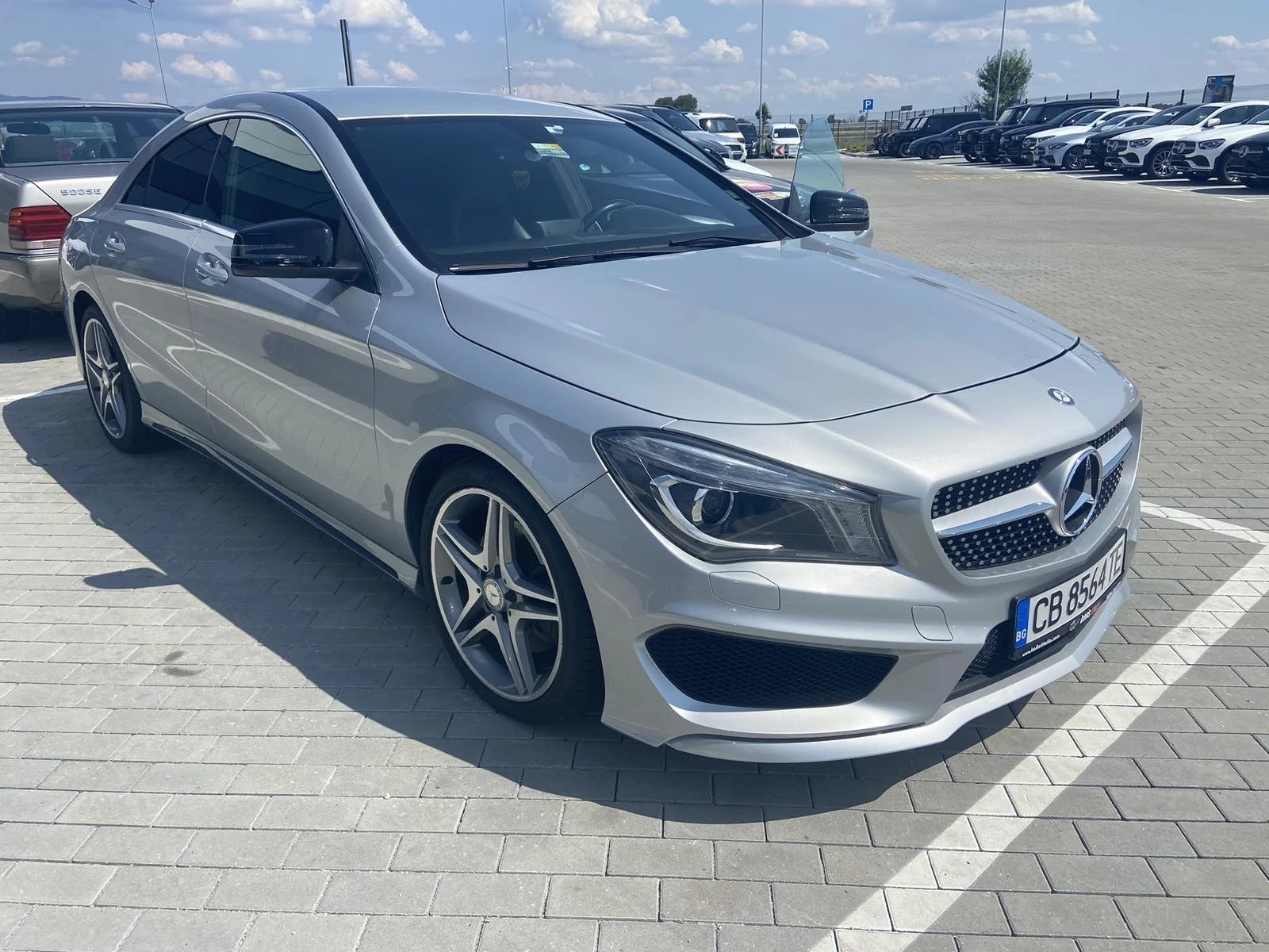 Mercedes-Benz CLA 220 AMG Line - изображение 3