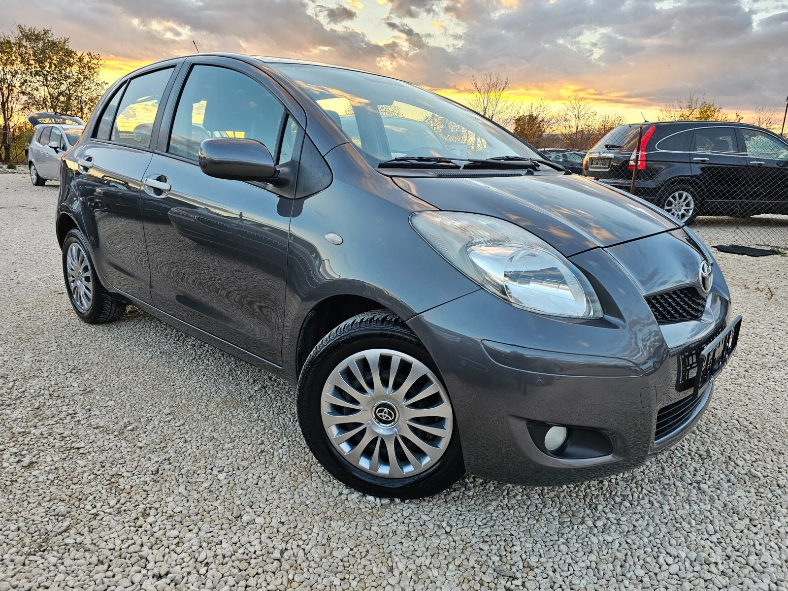 Toyota Yaris 1.33i, 101к.с., Facelift  - изображение 3