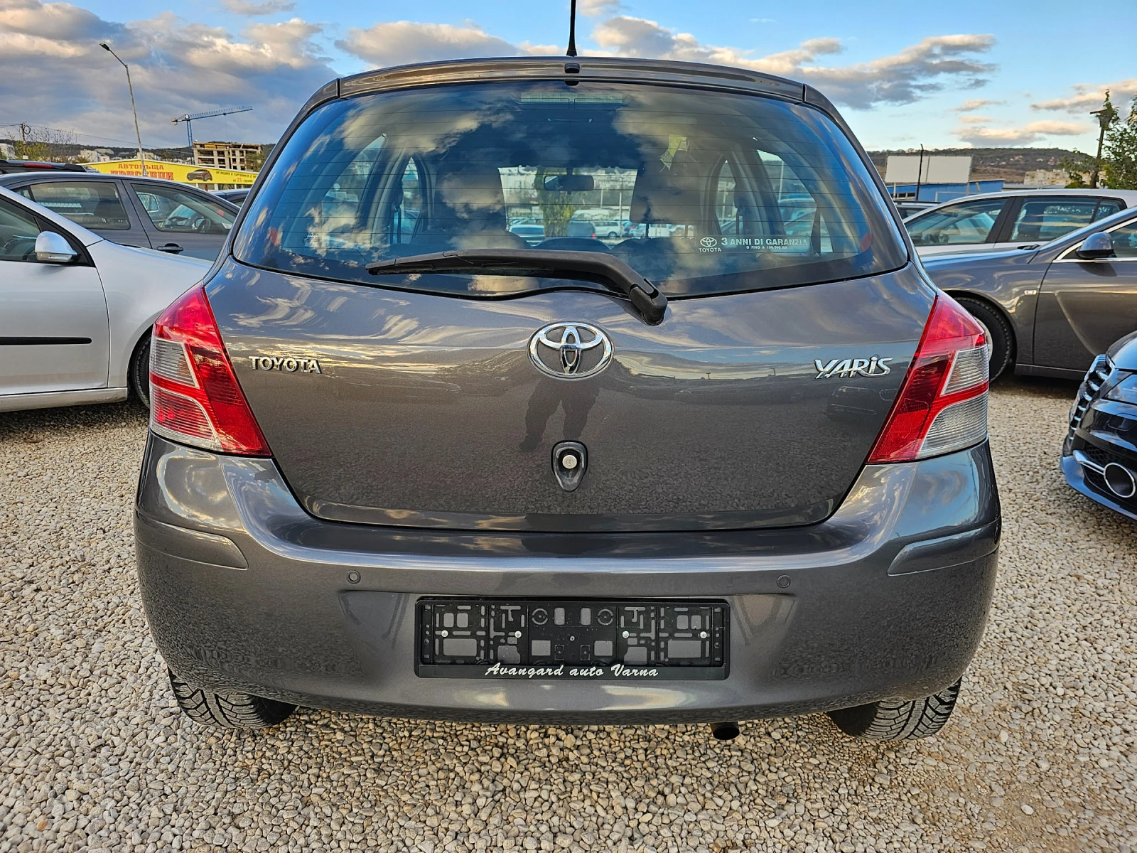 Toyota Yaris 1.33i, 101к.с., Facelift  - изображение 5