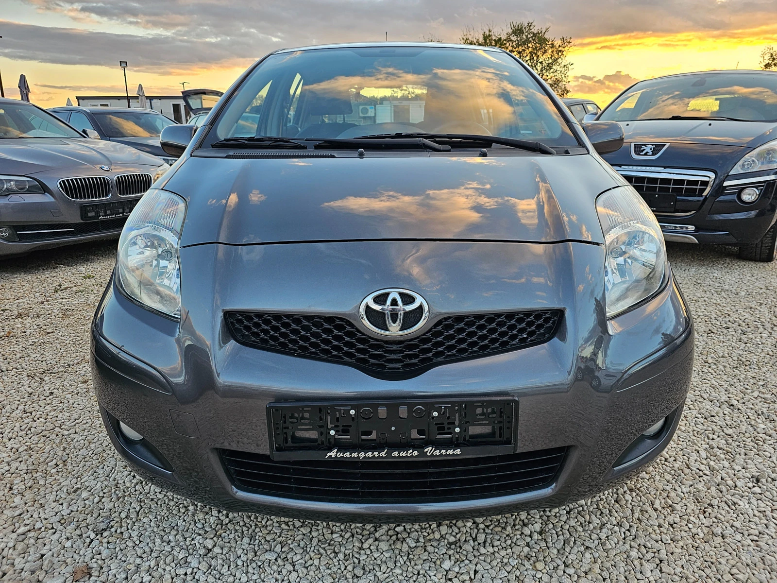 Toyota Yaris 1.33i, 101к.с., Facelift  - изображение 2