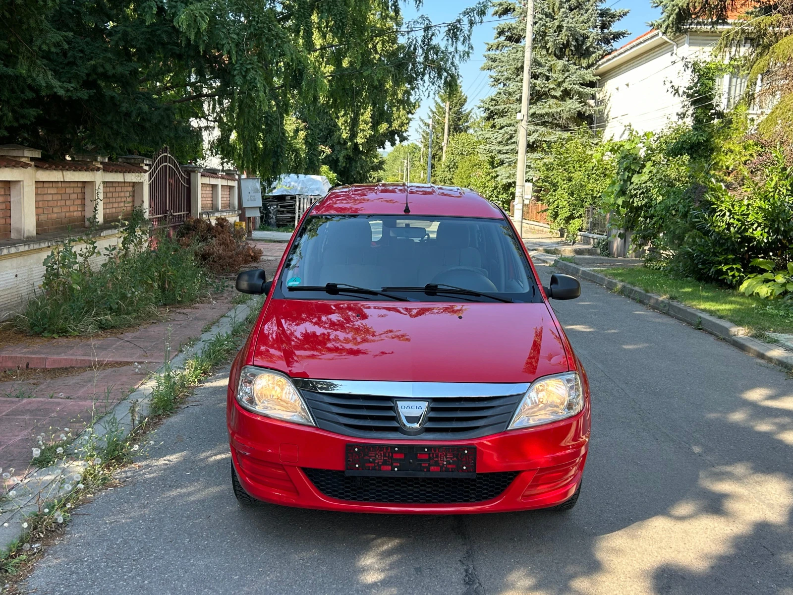 Dacia Logan 1, 4MPI НАПЪЛНО ОБСЛУЖЕН - изображение 2