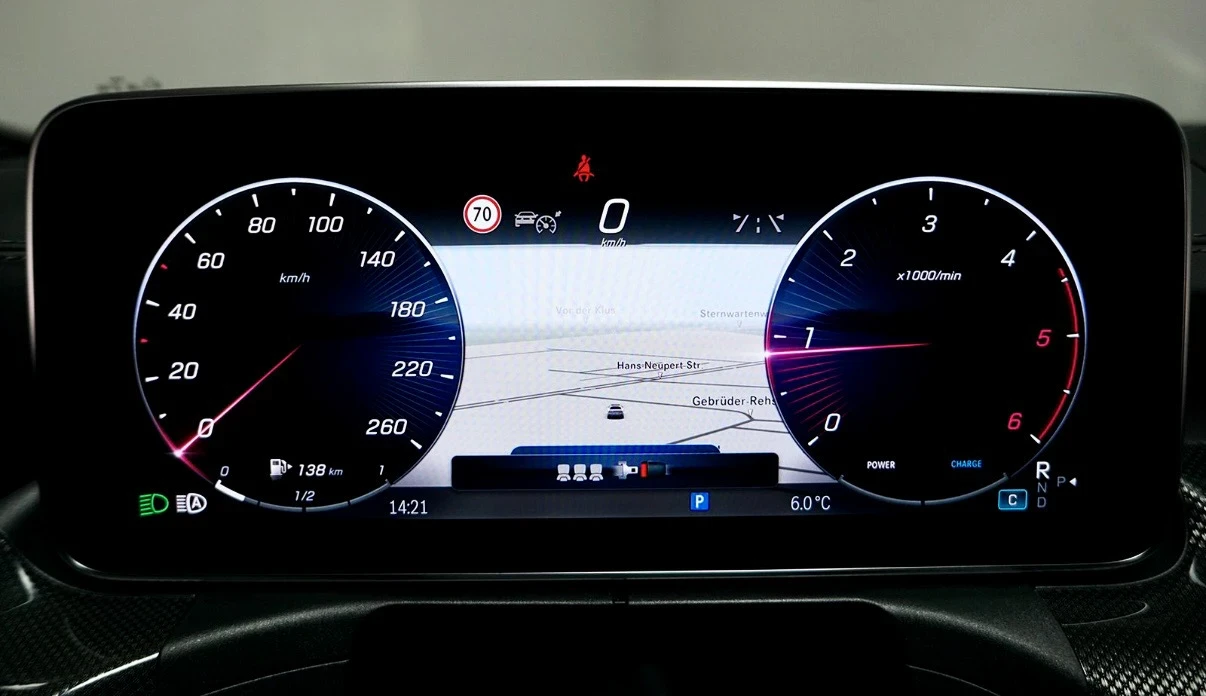 Mercedes-Benz C 220 AMG/DISTR/39000km/2022г. - изображение 10