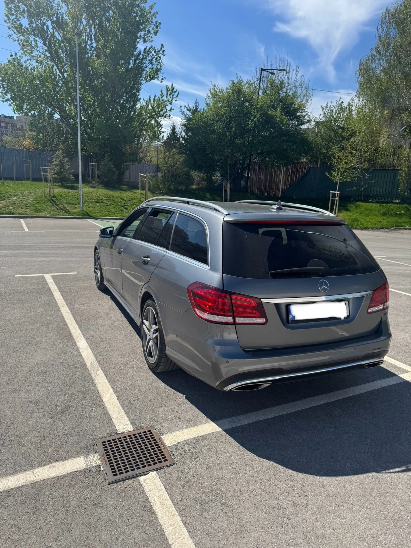 Mercedes-Benz E 350 4MATIC/PANO/PODGREV/OBDUHVANE/DISTRONIC - изображение 9
