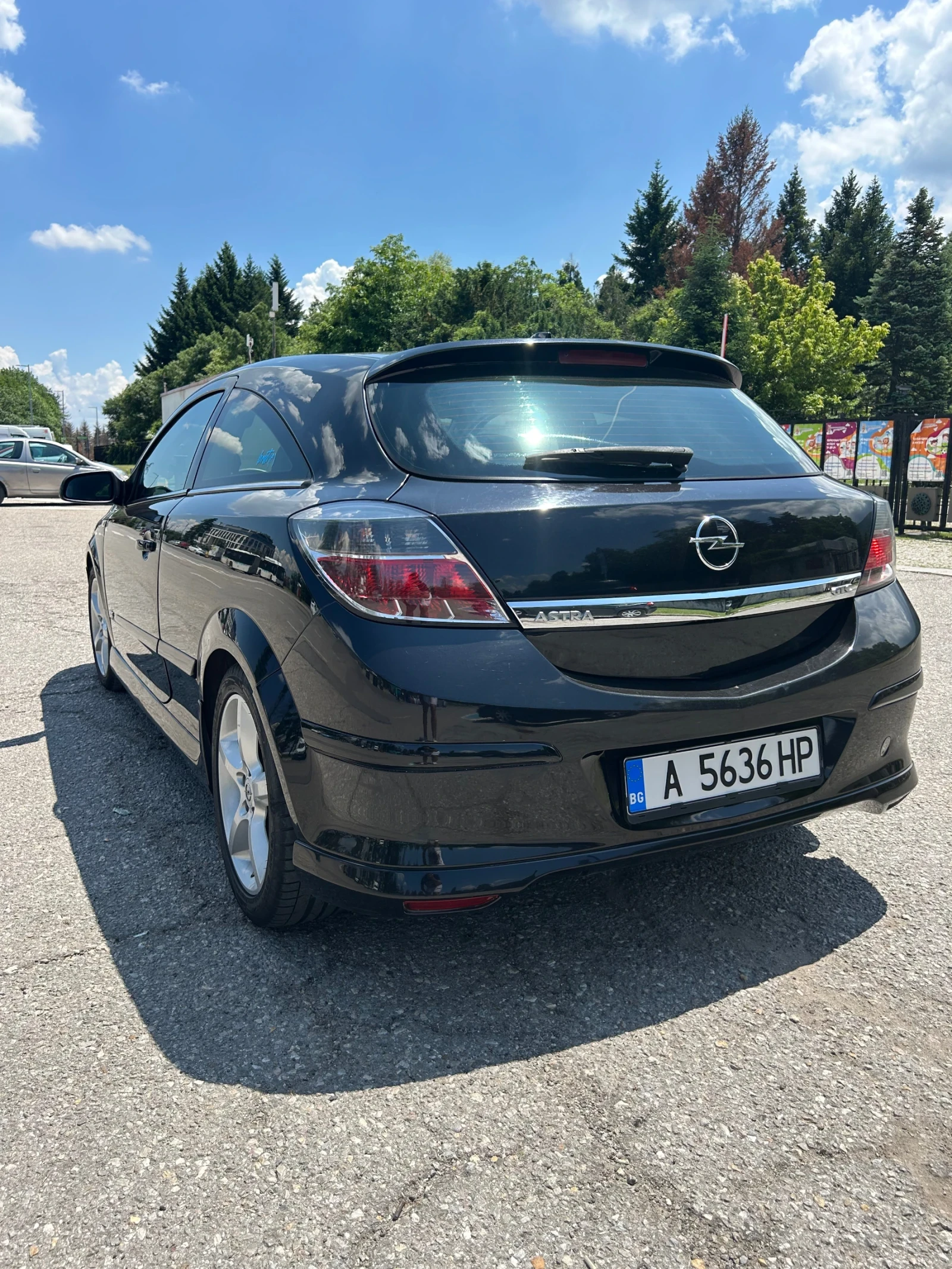 Opel Astra H GTC Facelift 1.9CDTI/150HP, снимка 5 - Автомобили и джипове - 54836573