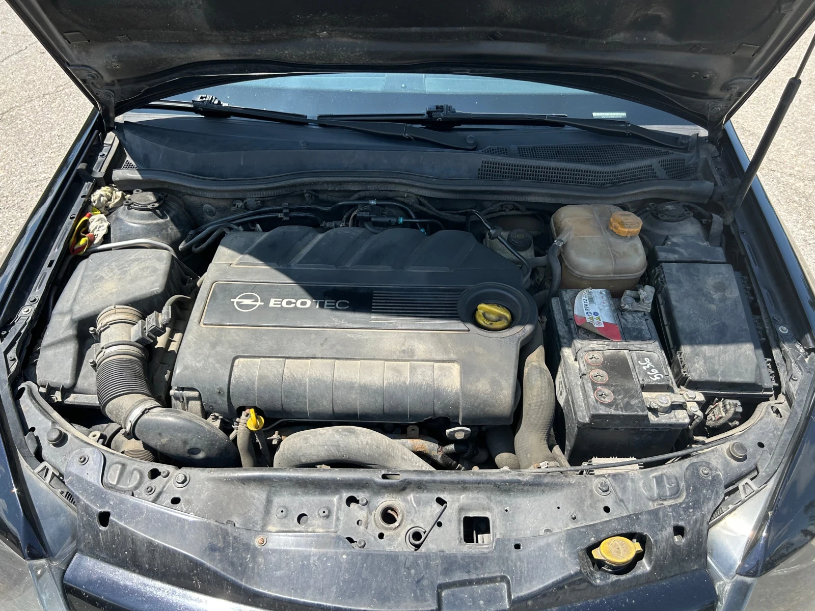 Opel Astra H GTC Facelift 1.9CDTI/150HP, снимка 16 - Автомобили и джипове - 54836573
