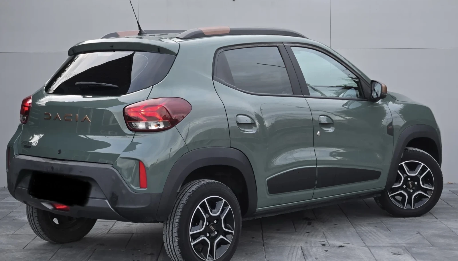 Dacia Spring EXTREME 65 12.2023г - изображение 3