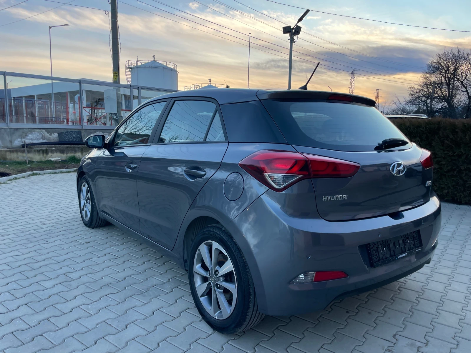 Hyundai I20 1.4 CRDI 90 коня Euro 6B - изображение 5