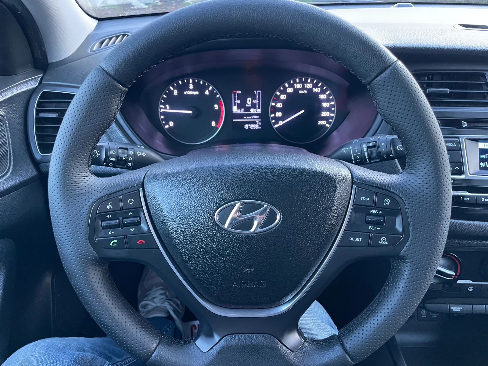 Hyundai I20 1.4 CRDI 90 ���� Euro 6B | Mobile.bg � ����������� 15