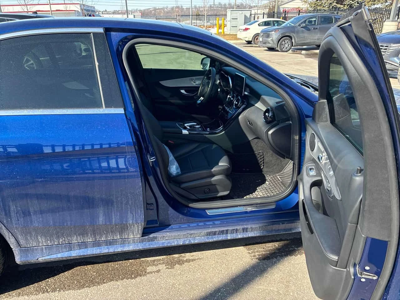 Mercedes-Benz C 300 CARFAX/ПАНОРАМА/ПОДГРЕВИ, снимка 15 - Автомобили и джипове - 53714532