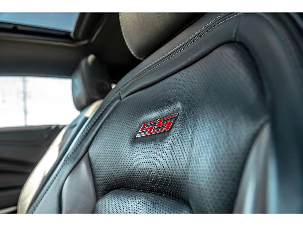 Chevrolet Camaro 2SS 6.2L LT1 V8 * Фиксирана цена до България * , снимка 11 - Автомобили и джипове - 53801710