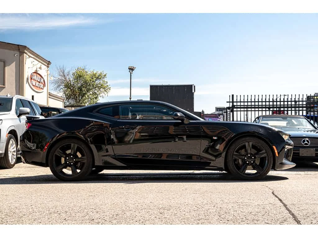 Chevrolet Camaro 2SS 6.2L LT1 V8 * Фиксирана цена до България * , снимка 3 - Автомобили и джипове - 53801710