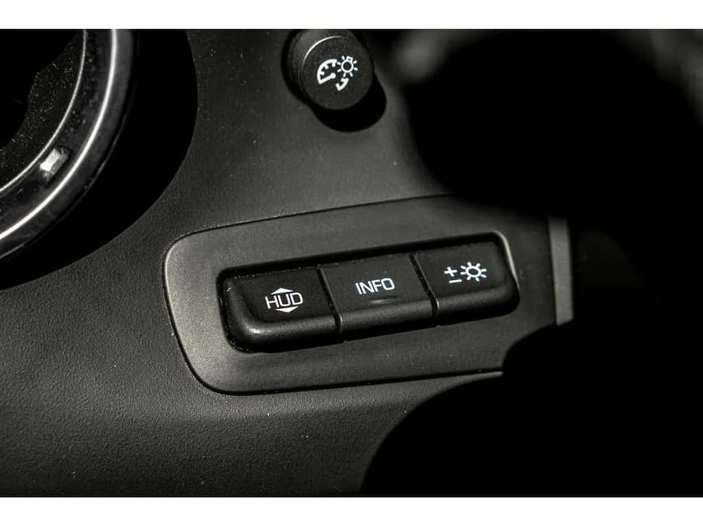 Chevrolet Camaro 2SS 6.2L LT1 V8 * Фиксирана цена до България * , снимка 15 - Автомобили и джипове - 53801710