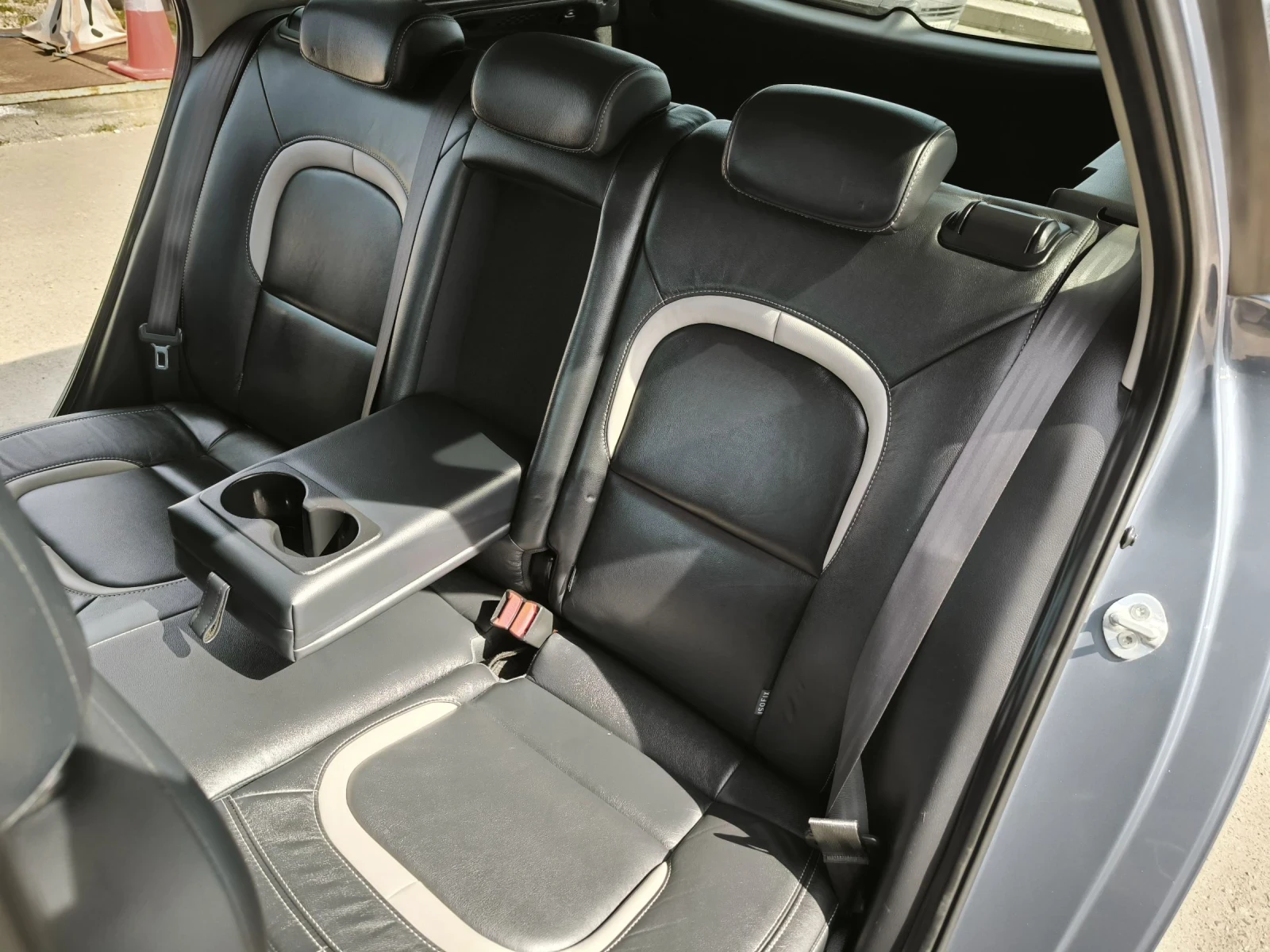 Kia Ceed 1.6i, снимка 13 - Автомобили и джипове - 53804206